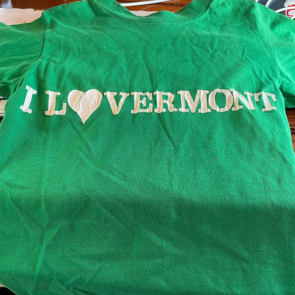 Vintage I <3 Vermont Kid's Tee (size small 6-8)